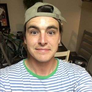 Meet your Posher, Travis